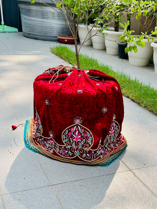 TULSI MAHARANI POSHAK