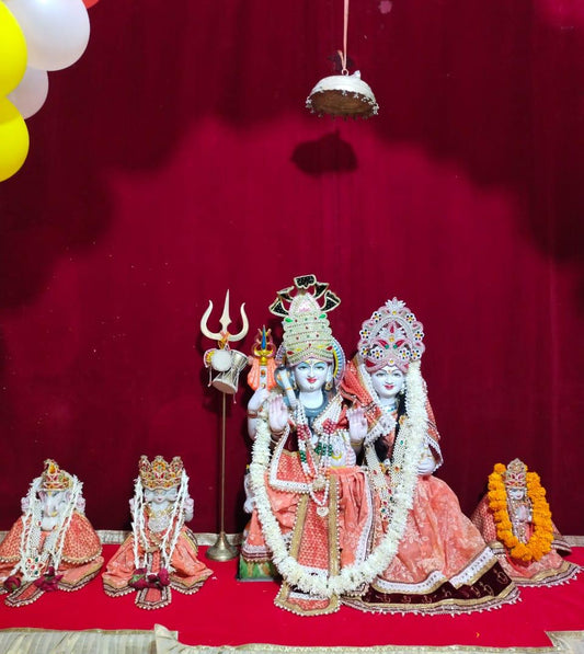 THE BHAWANI BHAV SHRINGAR POSHAK SET