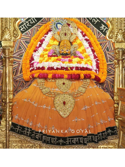 TEEN BAAN DHAARI POSHAK