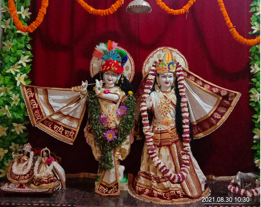 THE CHANDAN LEHARI POSHAK